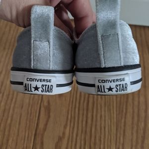 Toddler size 7 adidas light grey velcro
